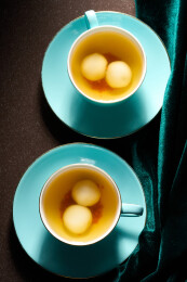 红金桂竹丝燕觅汤丸         