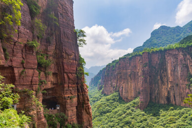 河南安阳市林州太行山万仙山景区郭亮村峡谷