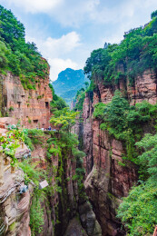 河南安阳市林州太行山万仙山景区郭亮村峡谷