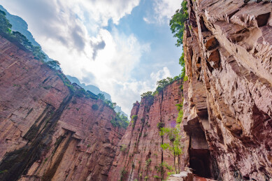 河南安阳市林州太行山万仙山景区郭亮村峡谷