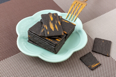 黑金芝士脆饼干