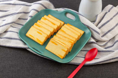 西麦柠檬味夹心燕麦薄脆饼干