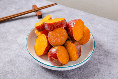 农家蒸红薯