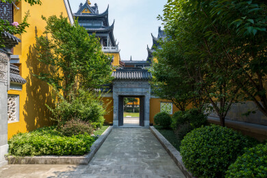夏季白天苏州张家港河南禅寺佛教建筑