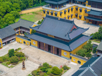 夏季白天航拍苏州张家港河南禅寺佛教建筑