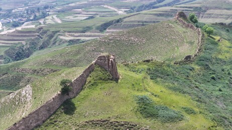 黄土高原上的独特风景山西神池野猪口明长城
