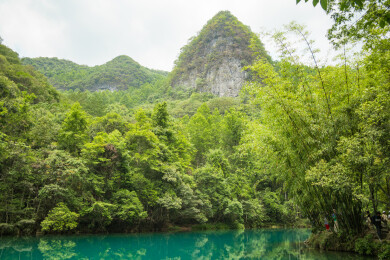中国贵州省荔波小七孔风景区卧龙潭