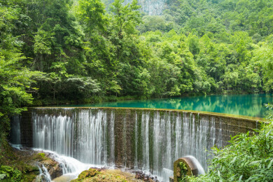 中国贵州省荔波小七孔风景区卧龙潭