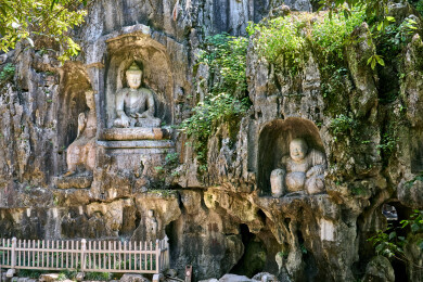 中国浙江杭州灵隐寺飞来峰造像