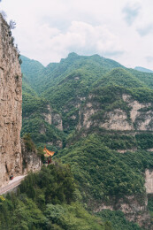 山西晋中市绵山风景区