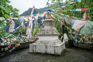 云南怒江州丙中洛雾里村乡村山谷自然风光