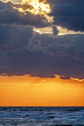 日落时的海边风景