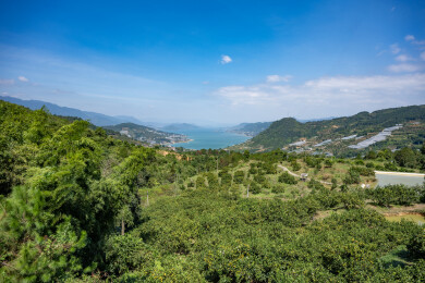 航拍湖南郴州资兴东江湖大坝自然风光