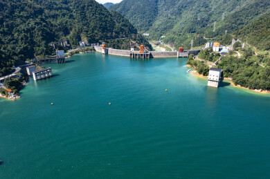 航拍湖南郴州资兴东江湖大坝自然风光