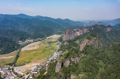 航拍湖南邵阳新宁崀山风光