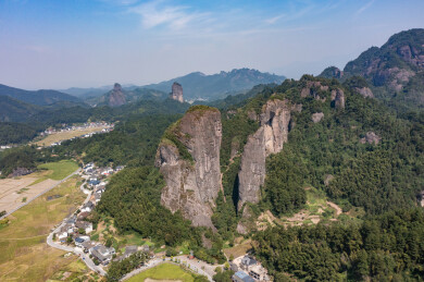 航拍湖南邵阳新宁崀山风光