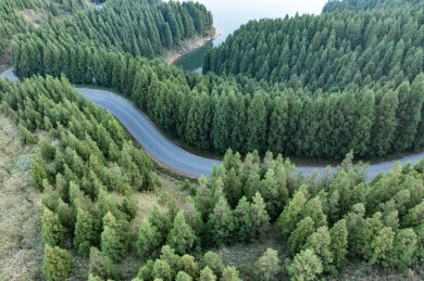 航拍广西桂林全州县天湖风力发电场景观
