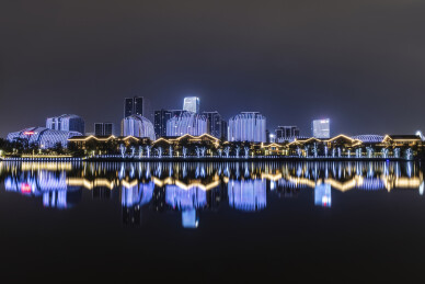 金华江边城市建筑夜景