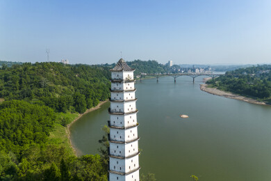 三汇古镇白塔风景