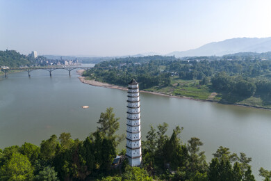 三汇古镇白塔风景
