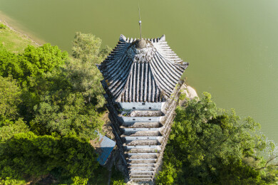 三汇古镇白塔风景