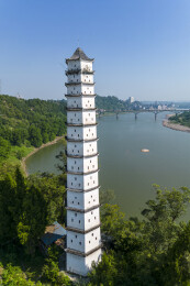三汇古镇白塔风景