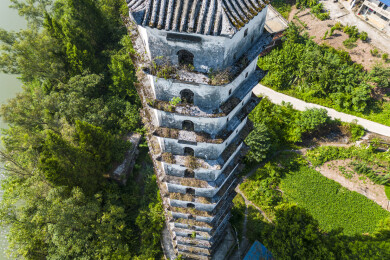 三汇古镇白塔风景