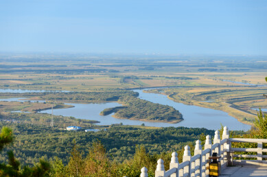黑龙江省佳木斯市抚远市抚远镇东极阁日出
