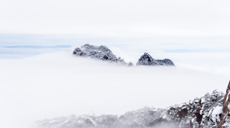 中国安徽省黄山风景名胜区冬日雪景