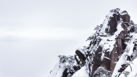 中国安徽省黄山风景名胜区冬日雪景