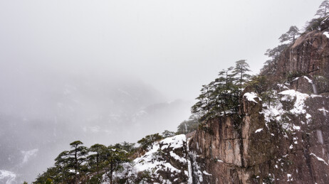 中国安徽省黄山风景名胜区冬日雪景