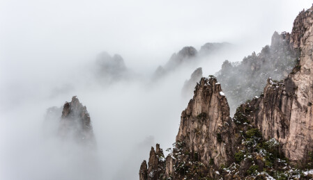 中国安徽省黄山风景名胜区冬日雪景