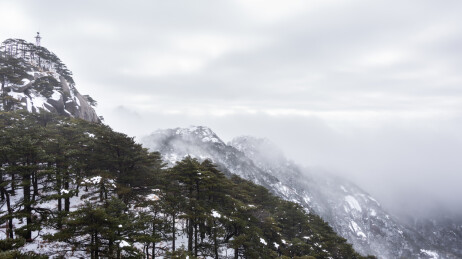 中国安徽省黄山风景名胜区冬日雪景