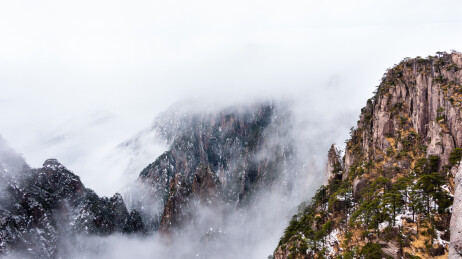 中国安徽省黄山风景名胜区冬日雪景