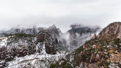 中国安徽省黄山风景名胜区冬日雪景