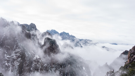 中国安徽省黄山风景名胜区冬日雪景