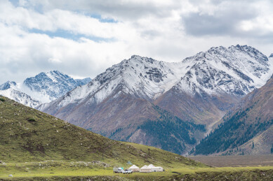 中国新疆独子山独库公路风景