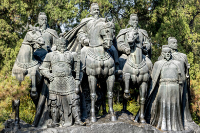晋祠李渊李世民出征铜像