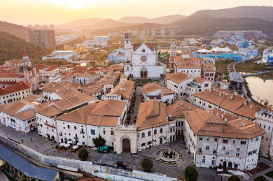 航拍湖南长沙大王山华谊兄弟电影小镇