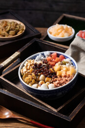 糖水甜品凉粉小吃红豆红糖醪糟水果冰汤圆