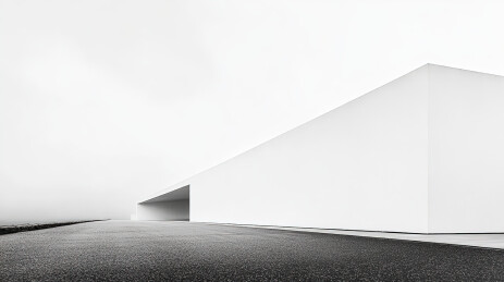 空旷的道路在空旷的楼房中