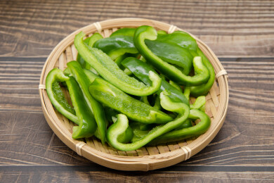 新鲜蔬菜食材灯笼椒