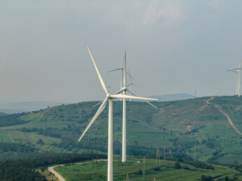中国辽宁阜新山地风力发电