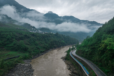 云南福贡县怒江峡谷G219航拍自然风光