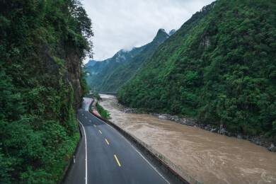 云南福贡县怒江峡谷G219航拍自然风光