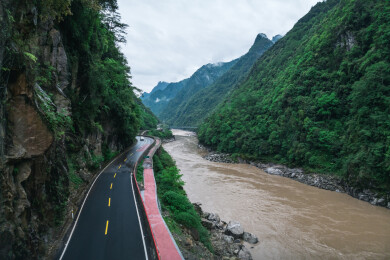 云南福贡县怒江峡谷G219航拍自然风光
