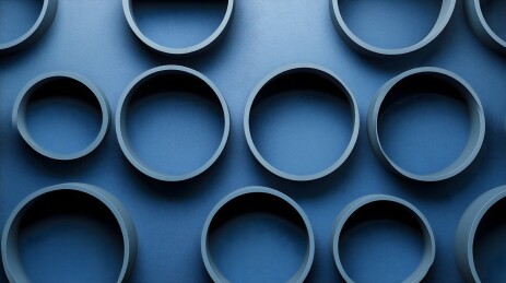 夜空中照亮的灯笼的低角度视图背景