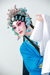 国粹戏曲京剧昆曲青衣旦角形象的女性演员