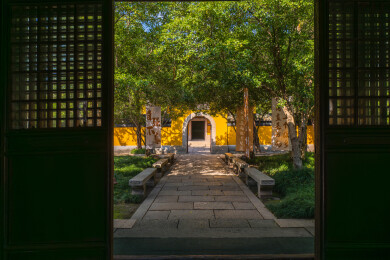苏州古镇甪直保圣寺