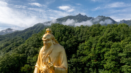 洛阳老君山景区老子雕像航拍